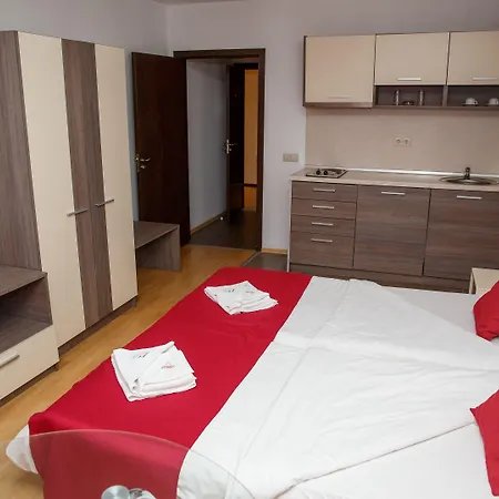 فندق Mountain Paradise By The Walnut Trees بانسكو