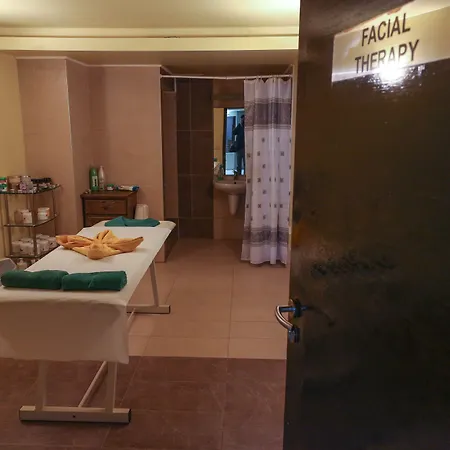 Mountain Paradise By The Walnut Trees