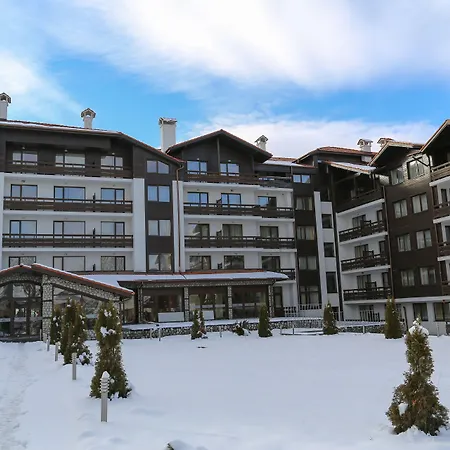 Mountain Paradise By The Walnut Trees