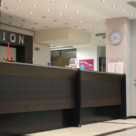 Mountain Paradise By The Walnut Trees