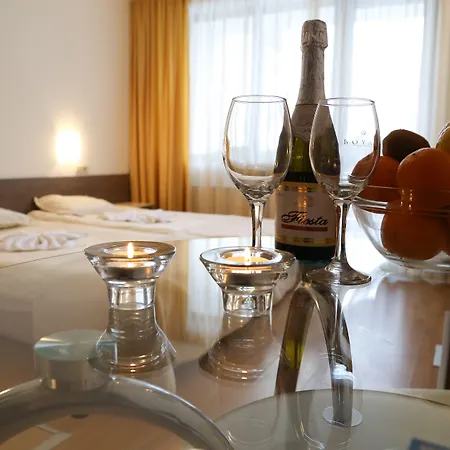 Mountain Paradise By The Walnut Trees 4*