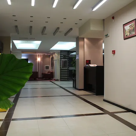 Mountain Paradise By The Walnut Trees Hotel 4*