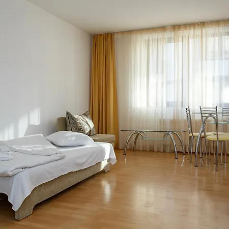 Mountain Paradise By The Walnut Trees Hotel Bansko
