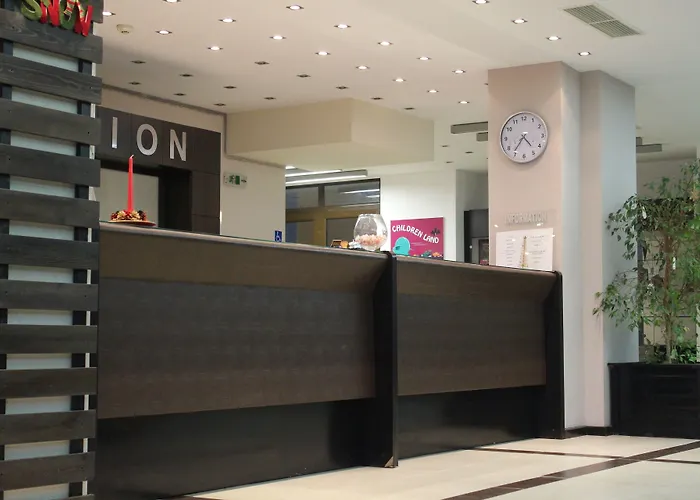 Mountain Paradise By The Walnut Trees