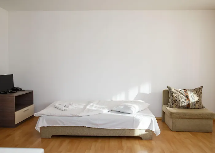 Hotel Mountain Paradise By The Walnut Trees