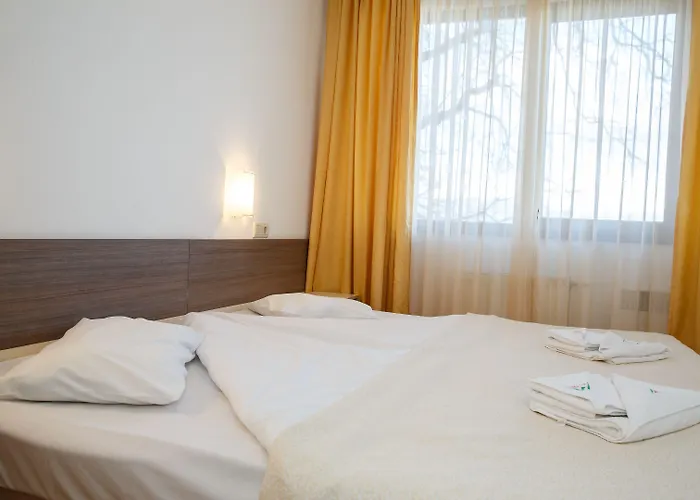 Mountain Paradise By The Walnut Trees