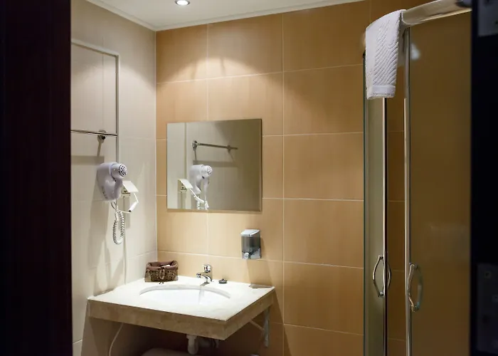 Mountain Paradise By The Walnut Trees